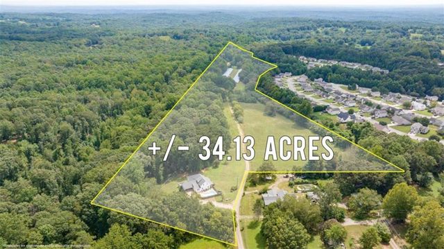 131 Caudell Drive, Lula, GA 30554