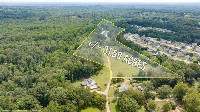 131 Caudell Drive, Lula, GA 30554