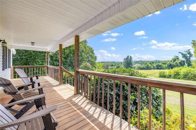 131 Caudell Drive, Lula, GA 30554