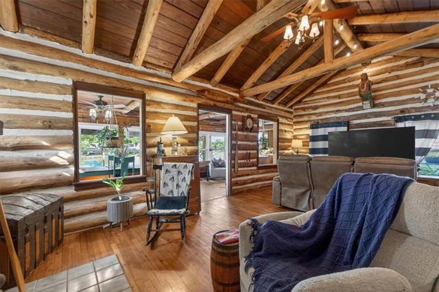 25 Beach Drive, Lake Tapawingo, MO 64015