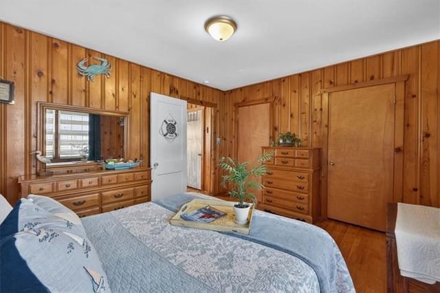 25 Beach Drive, Lake Tapawingo, MO 64015