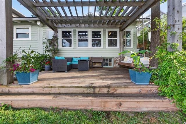 25 Beach Drive, Lake Tapawingo, MO 64015