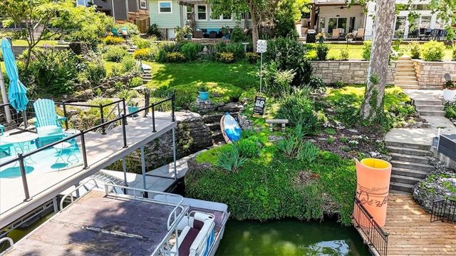25 Beach Drive, Lake Tapawingo, MO 64015