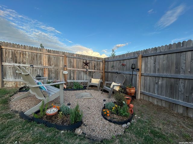 11910 Midnight Rain, San Antonio, TX 78245