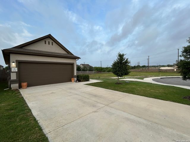 11910 Midnight Rain, San Antonio, TX 78245