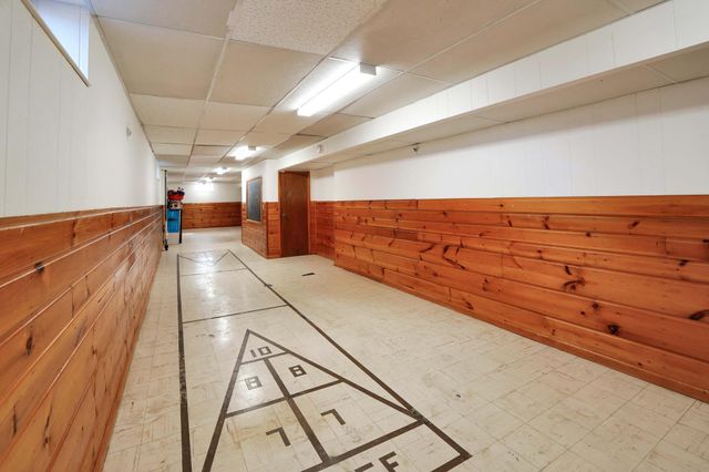 7016 Oliver Circle N, Brooklyn Center, MN 55430