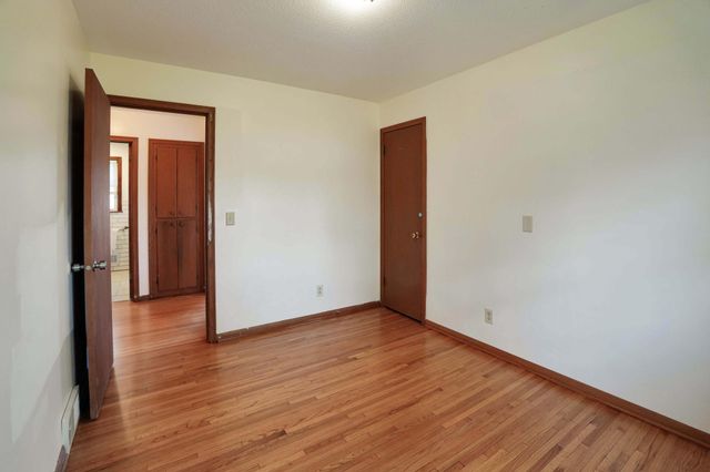 7016 Oliver Circle N, Brooklyn Center, MN 55430
