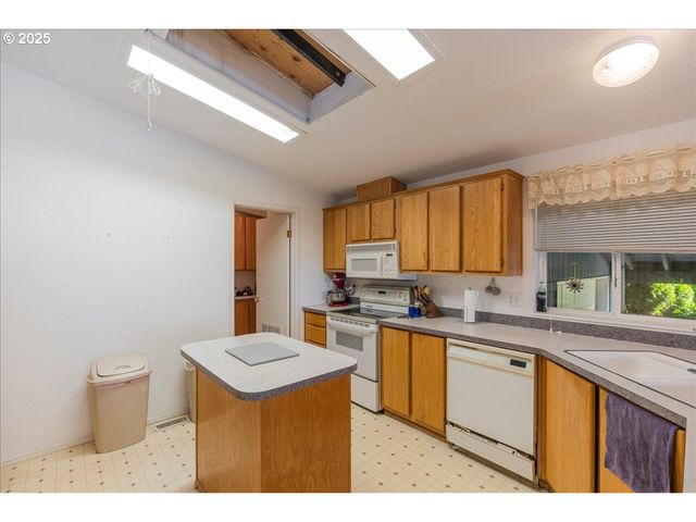 369 GUN CLUB Rd 101, Woodland, WA 98674