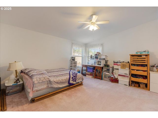 369 GUN CLUB Rd 101, Woodland, WA 98674