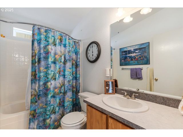 369 GUN CLUB Rd 101, Woodland, WA 98674