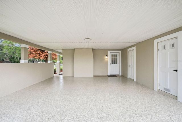 110 N LAKEWOOD CIRCLE, Maitland, FL 32751