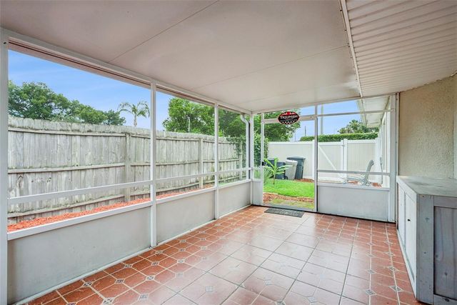 110 N LAKEWOOD CIRCLE, Maitland, FL 32751
