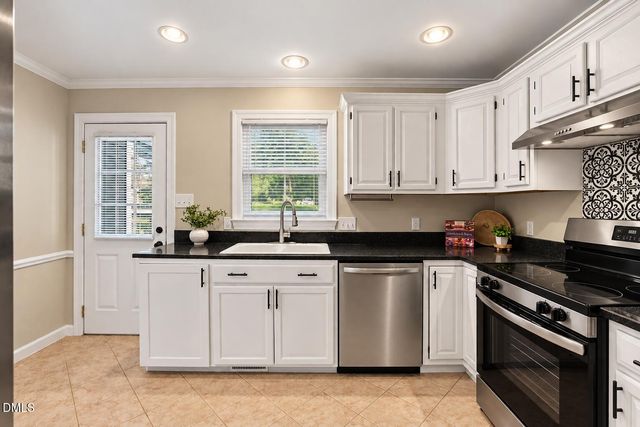 6901 Three Bridges Circle, Raleigh, NC 27613
