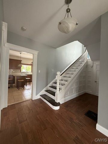 1515 Oneida Street, Utica, NY 13501