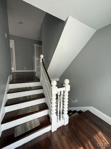 1515 Oneida Street, Utica, NY 13501