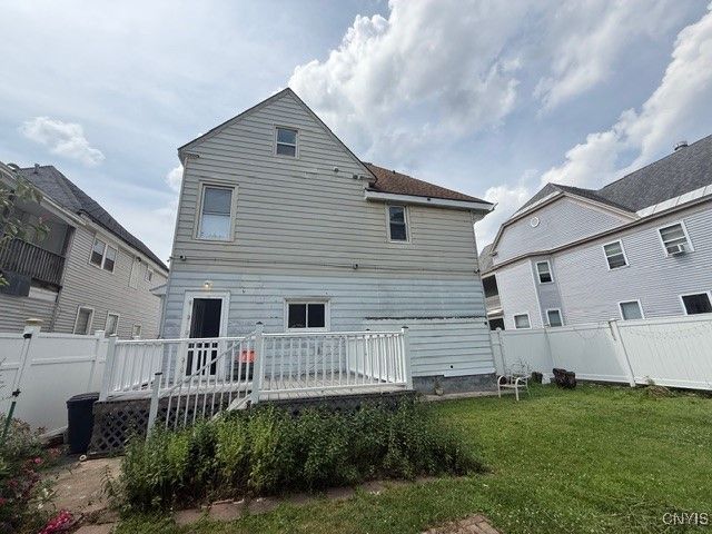 1515 Oneida Street, Utica, NY 13501