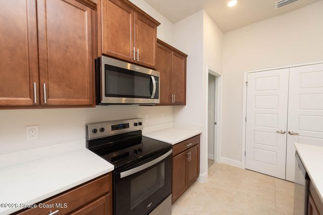 1146 Kylar Drive NW, Palm Bay, FL 32907
