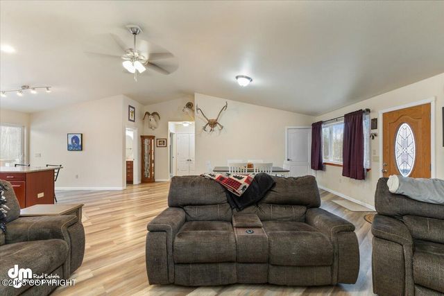 772 S Beaver Lake Road, Big Lake, AK 99623