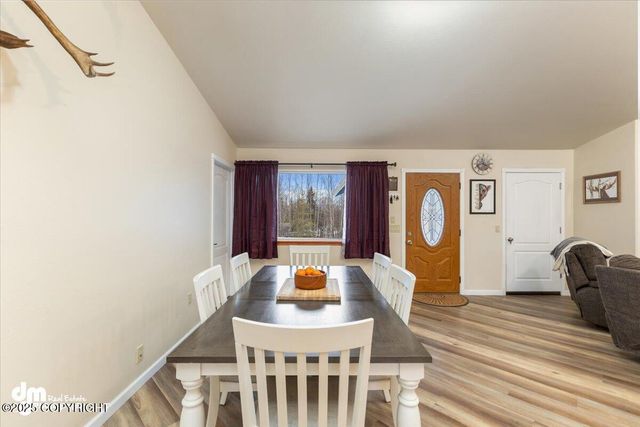 772 S Beaver Lake Road, Big Lake, AK 99623