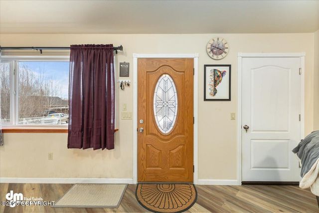 772 S Beaver Lake Road, Big Lake, AK 99623