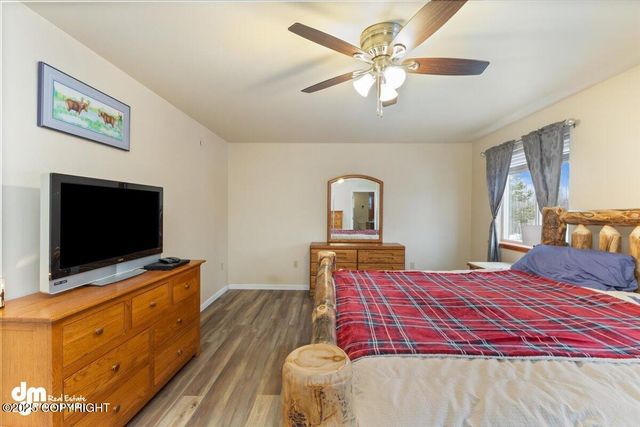 772 S Beaver Lake Road, Big Lake, AK 99623