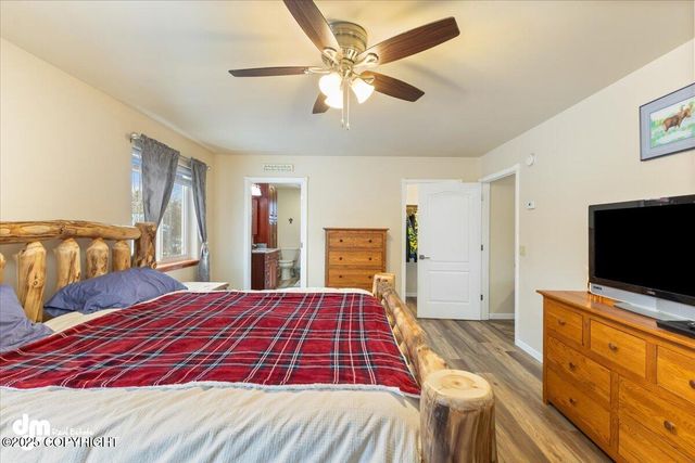 772 S Beaver Lake Road, Big Lake, AK 99623