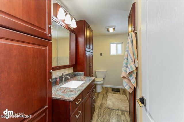 772 S Beaver Lake Road, Big Lake, AK 99623