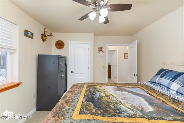 772 S Beaver Lake Road, Big Lake, AK 99623
