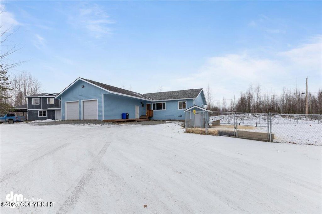 772 S Beaver Lake Road, Big Lake, AK 99623