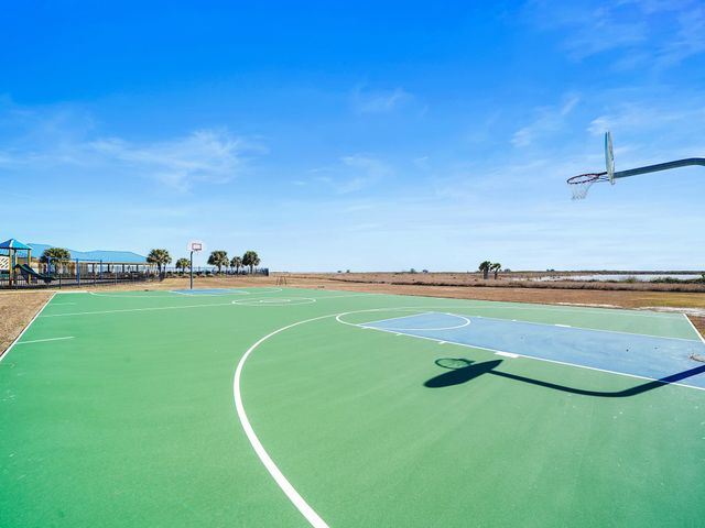 3219 Camp Hulen Drive, Palacios, TX 77465