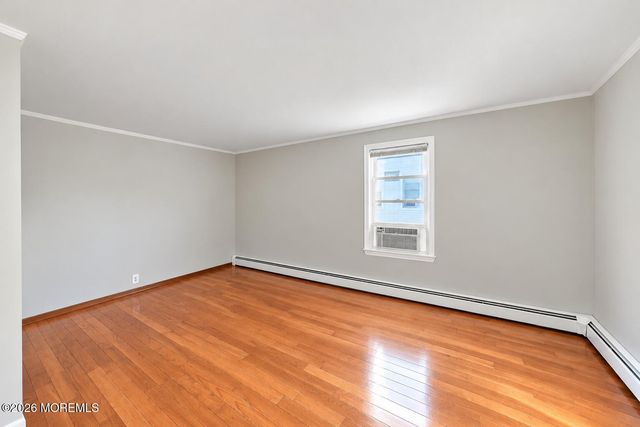 32 3rd Street, Fords, NJ 08863