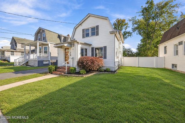 32 3rd Street, Fords, NJ 08863