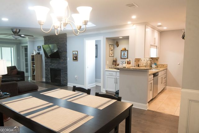 2102 Pine Heights Drive NE, Atlanta, GA 30324