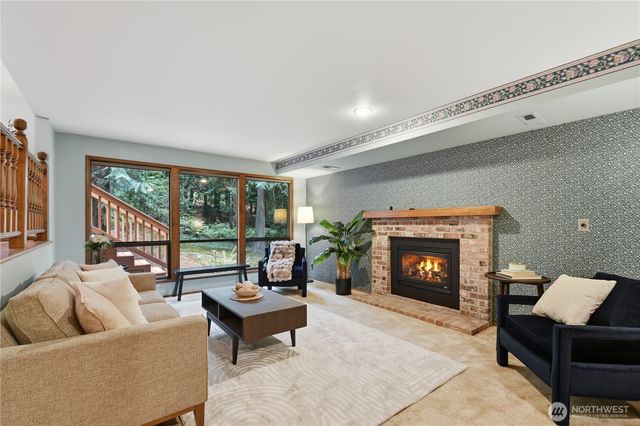 20525 NE 68th Street, Redmond, WA 98053