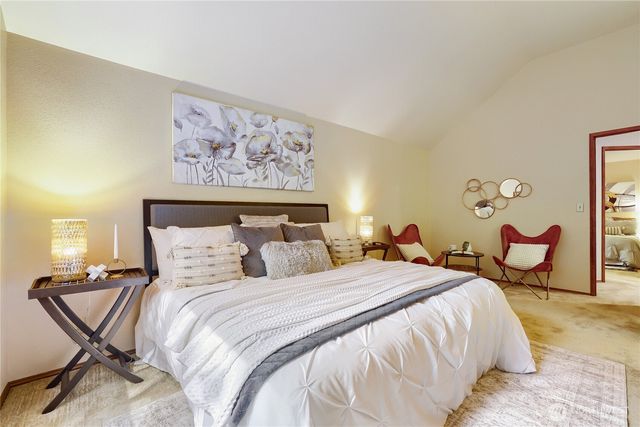 20525 NE 68th Street, Redmond, WA 98053