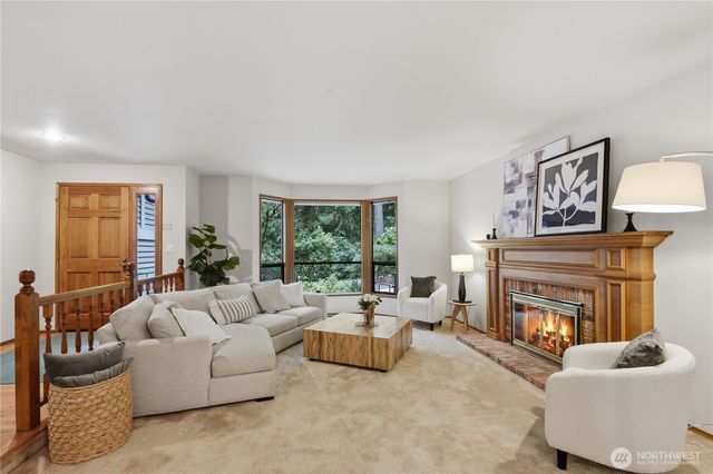 20525 NE 68th Street, Redmond, WA 98053