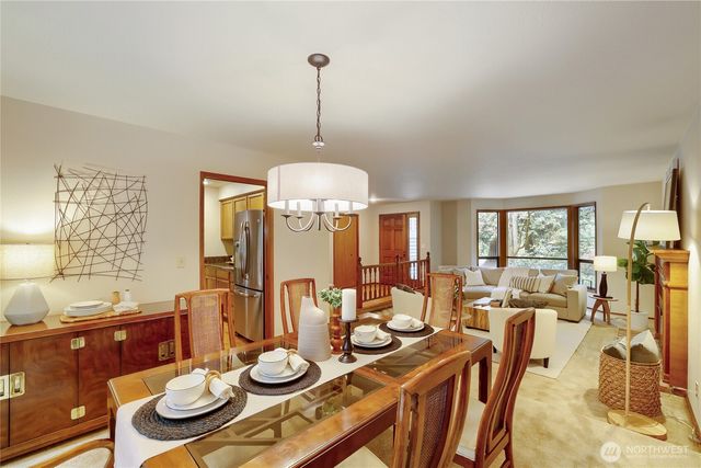 20525 NE 68th Street, Redmond, WA 98053