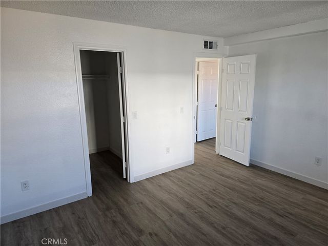 38423 10th Place E 1, Palmdale, CA 93550
