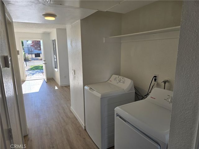 38423 10th Place E 1, Palmdale, CA 93550