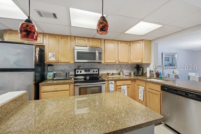 85 Folly Field Rd Apt 131, Hilton Head Island, SC 29928