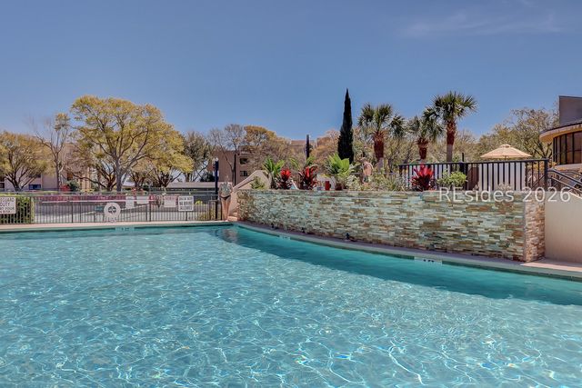 85 Folly Field Rd Apt 131, Hilton Head Island, SC 29928