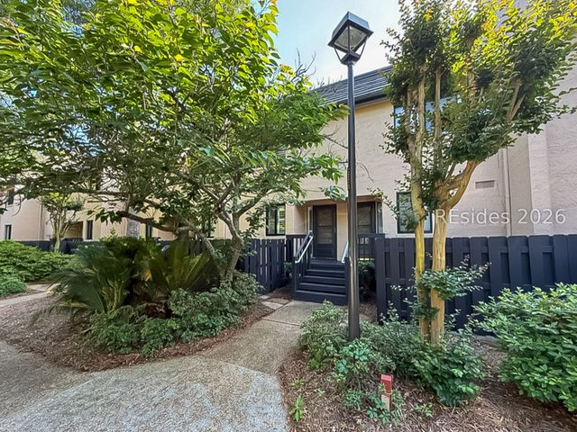 85 Folly Field Rd Apt 131, Hilton Head Island, SC 29928