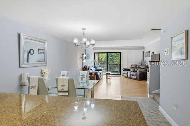 85 Folly Field Rd Apt 131, Hilton Head Island, SC 29928