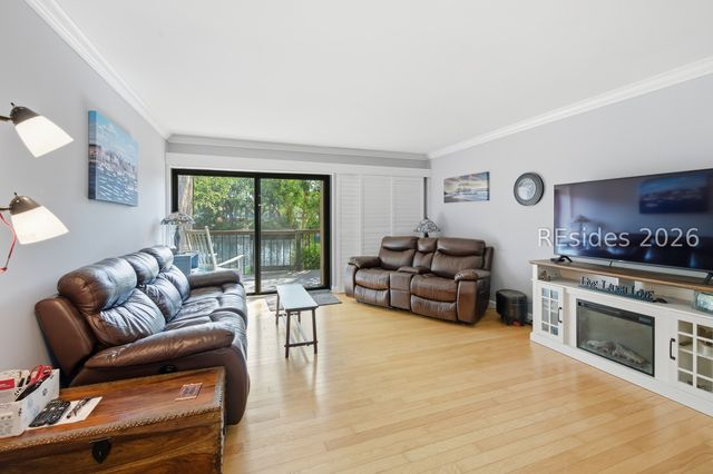 85 Folly Field Rd Apt 131, Hilton Head Island, SC 29928