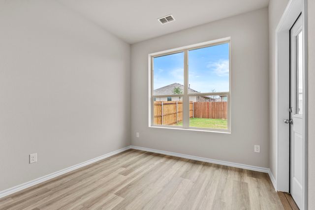 9409 Mint Hill Drive, Fort Worth, TX 76108