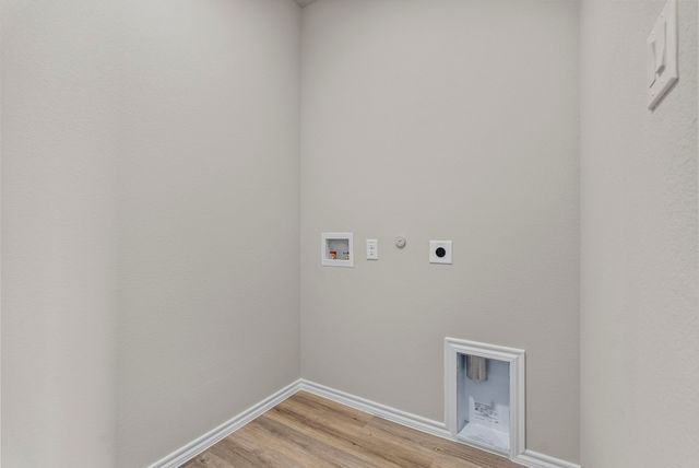 9409 Mint Hill Drive, Fort Worth, TX 76108