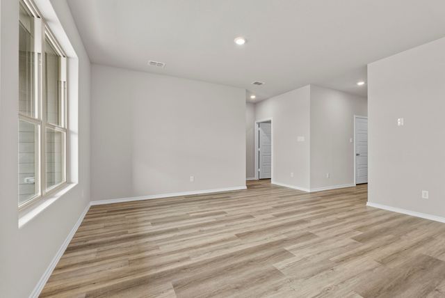 9409 Mint Hill Drive, Fort Worth, TX 76108