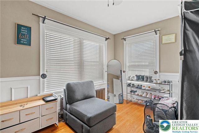 956 Club Avenue, Allentown City, PA 18109