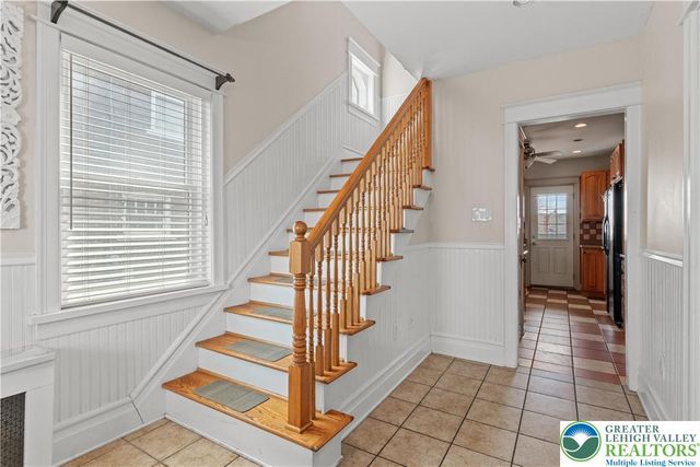 956 Club Avenue, Allentown City, PA 18109