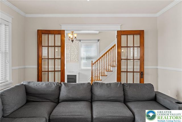 956 Club Avenue, Allentown City, PA 18109